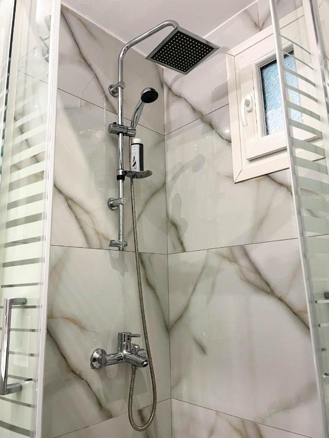 C.3 Anemone Lux_apartment * Saloniki